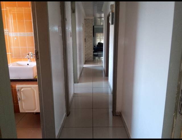 5 BEDROOM FREEHOLD FOR SALE IN CULEMBORG PARK